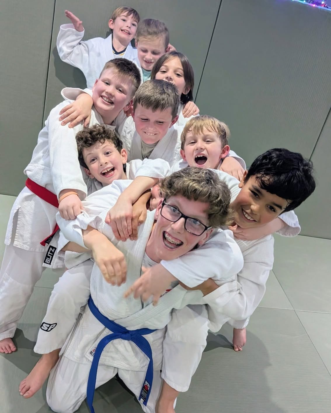 JLA junior leader with younger members